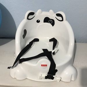 Cow booster seat